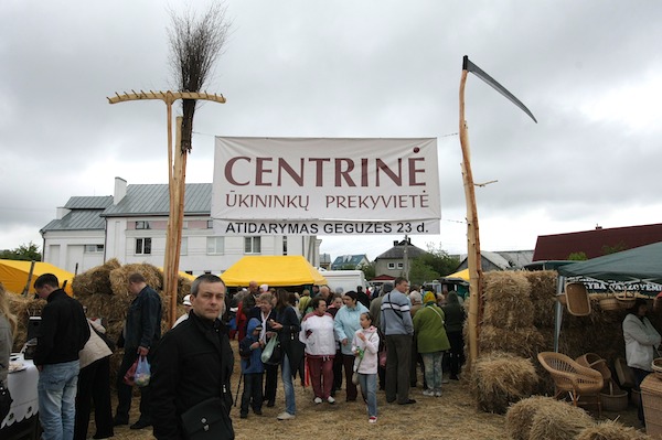 Prekiaujame centrineje ukinku prekyvieteje sviezia rukyta zuvimi is pajurio